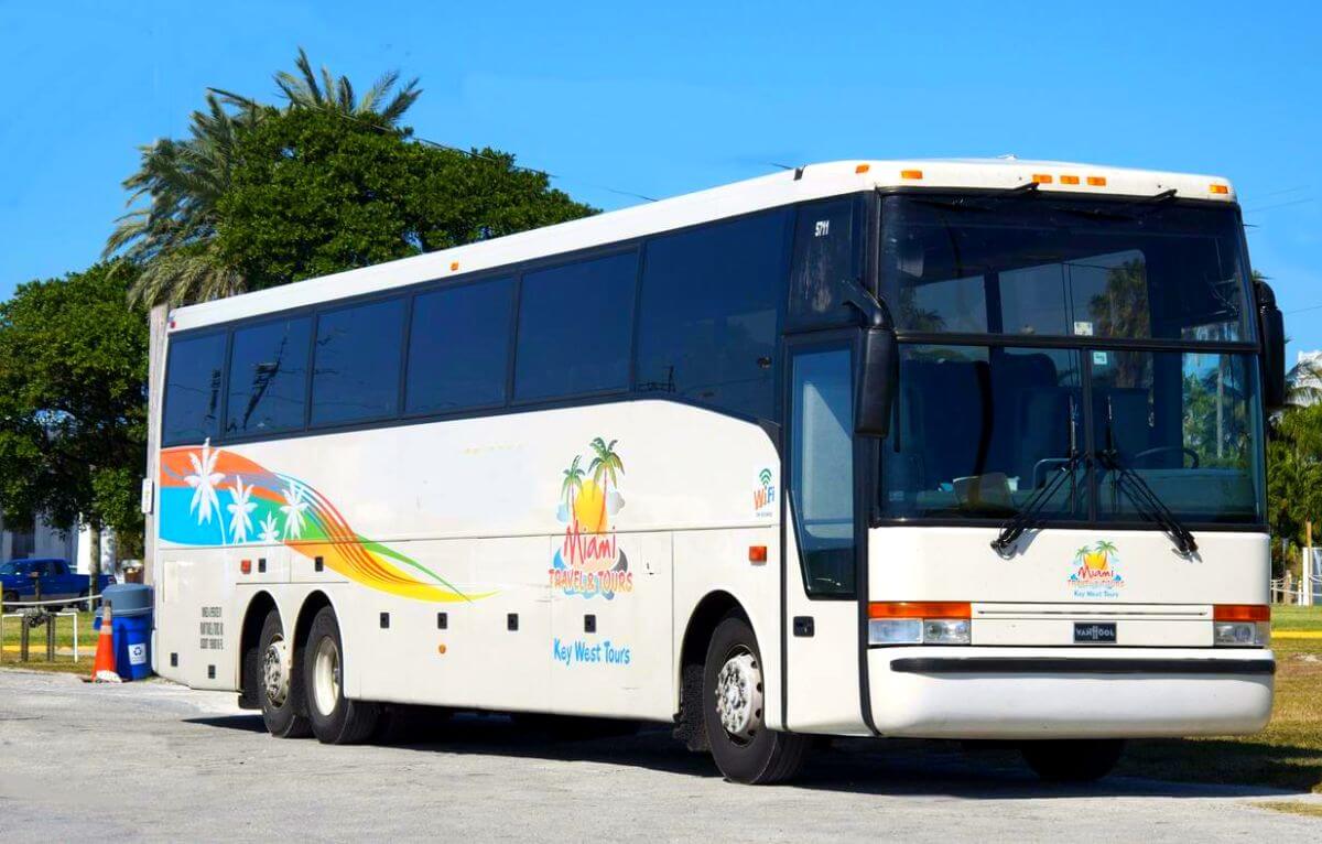 bus trip from miami to key west